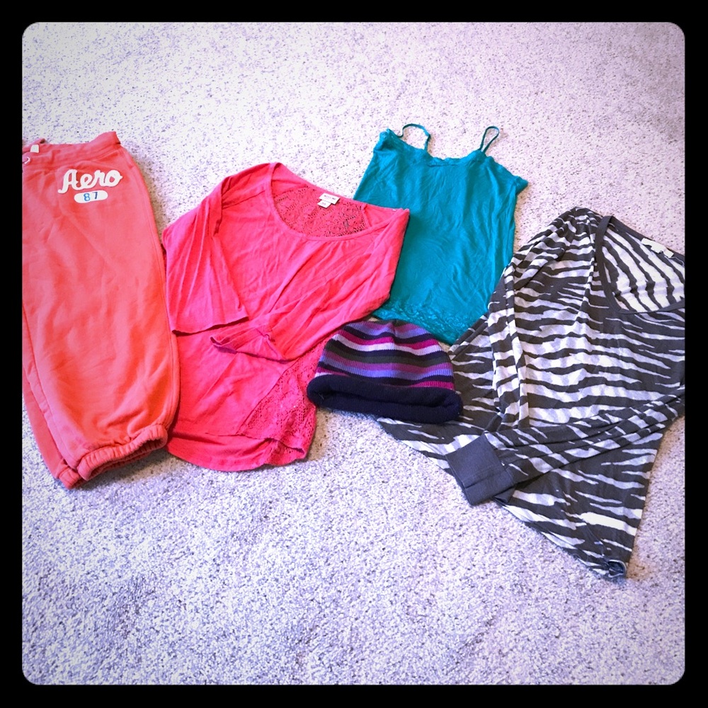 Size M clothing bundle! READ 🙂