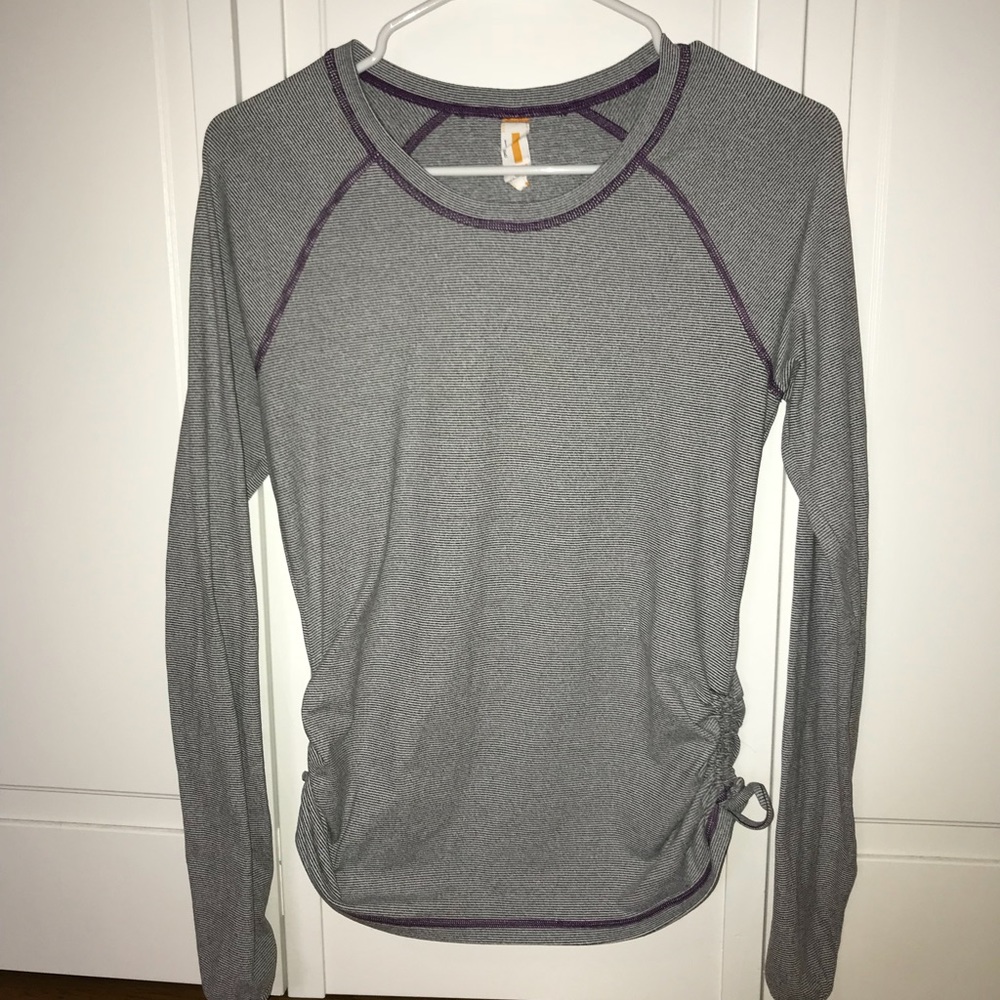 Lucy Activewear long sleeve