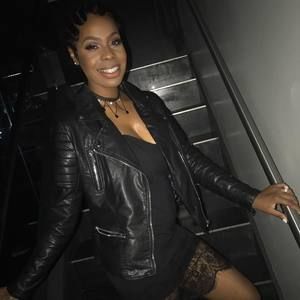 Meet your Posher, Paris