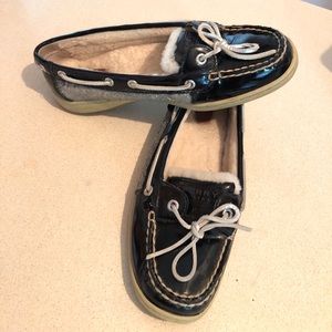 black fuzzy sperry’s. great condition
