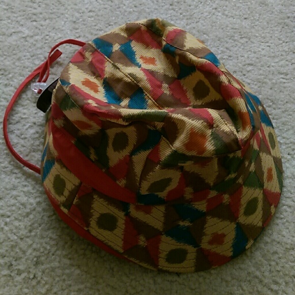 Bucket Hat