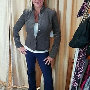 Tahari blazer