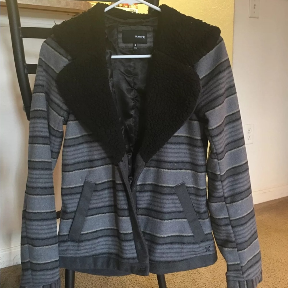 Hurley coat size small