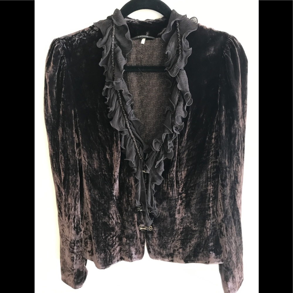 Elie Tahari blazer
