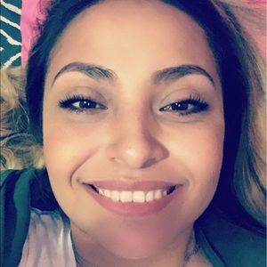 Meet your Posher, Clara