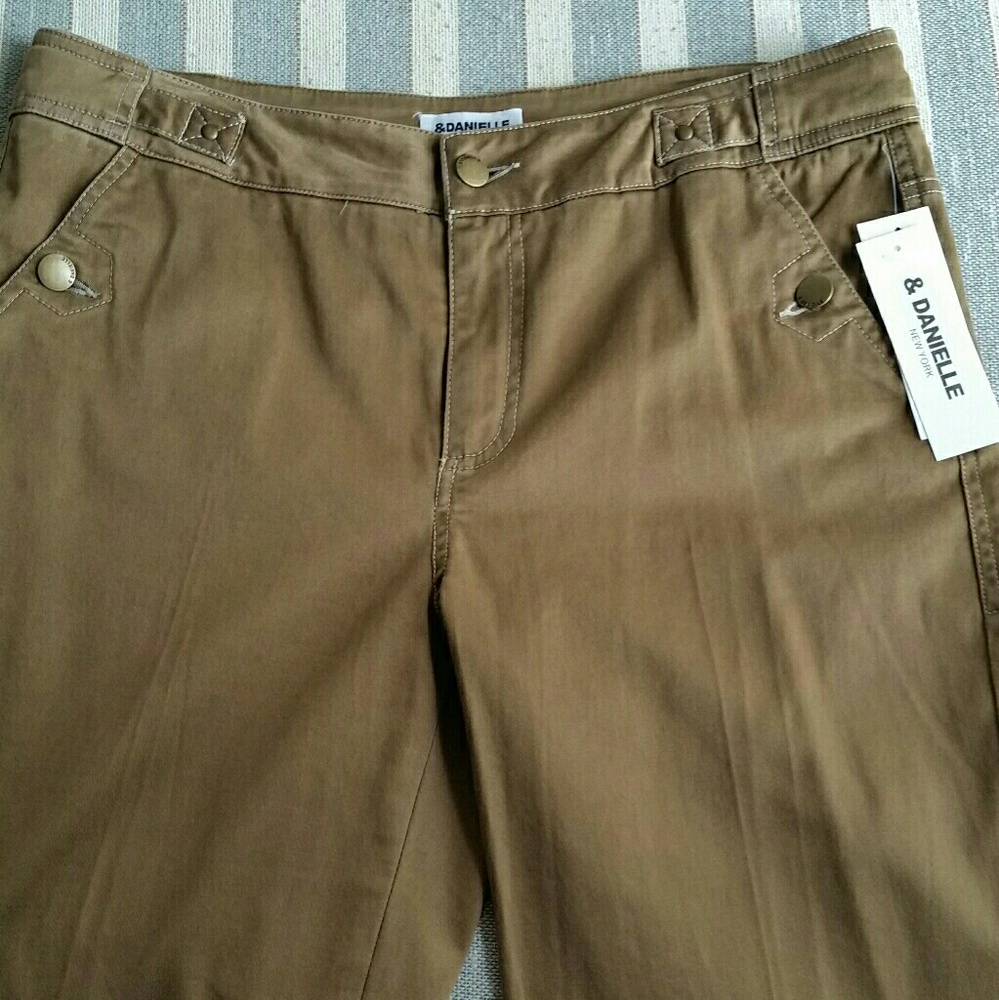 Danielle New York Pants. NWTS