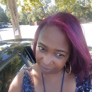 Meet your Posher, Rene