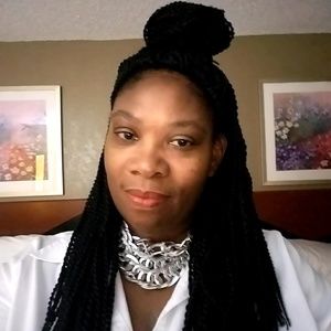 Meet your Posher, Nichelle