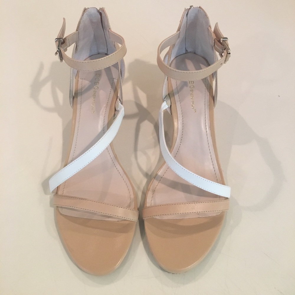 BCBG Generation wedge sandals