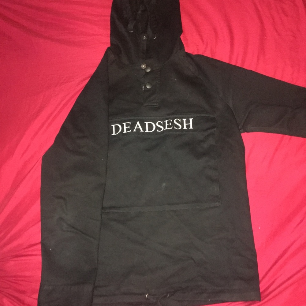 TeamSesh x Sean Kelly pullover hoodie. Size M.