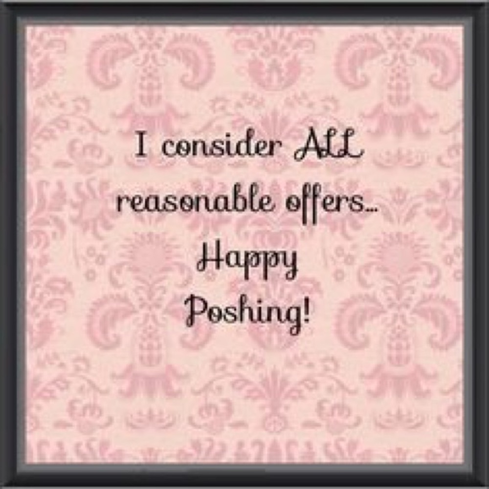 Open to offers 🤓👛👚👙👜👠👡👢👖