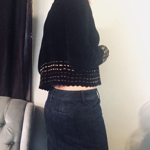 💲💲SOLD 💲💲Anthro OONA black crop sweater M - Picture 4 of 7