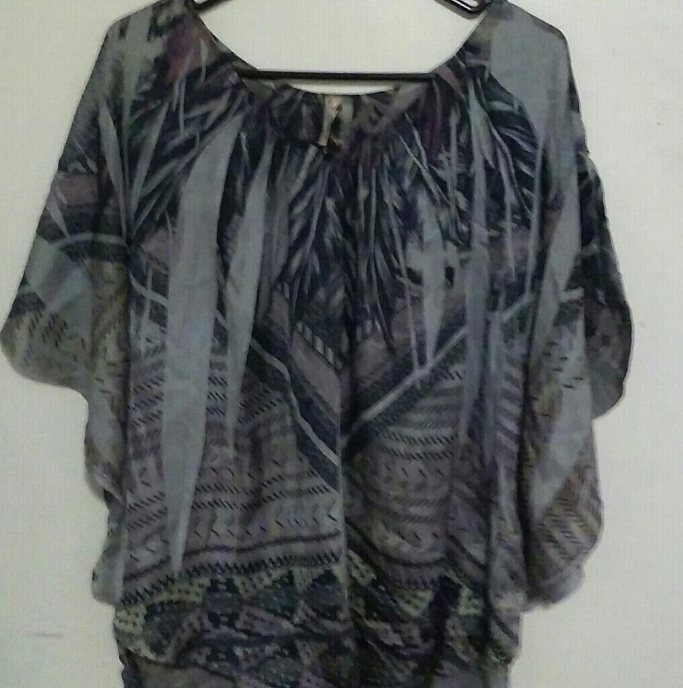 Womens angel sleeve to size 2XL grey black purple