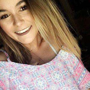 Meet your Posher, Lacey