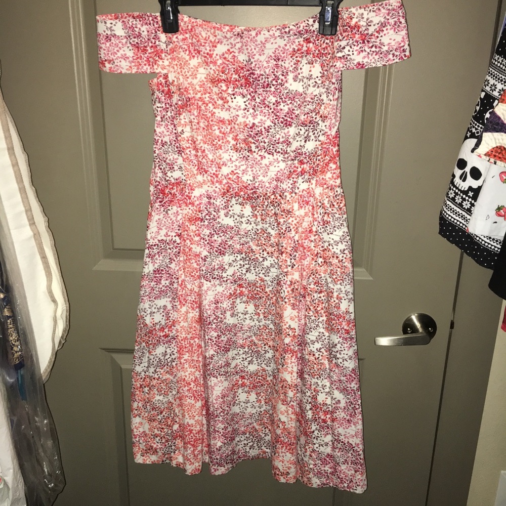 *Sold* Emily and Fin off shoulder cotton dress - Picture 2 of 4