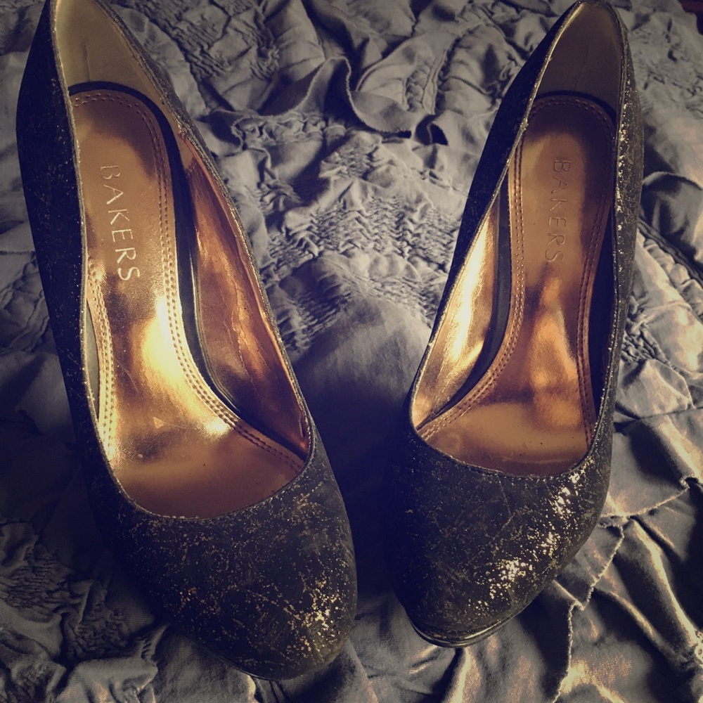 Bakers gold & black heels