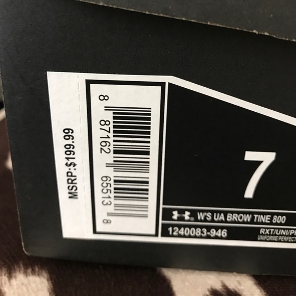 NWOT Under Armour camo women's hiking boots - Picture 3 of 6