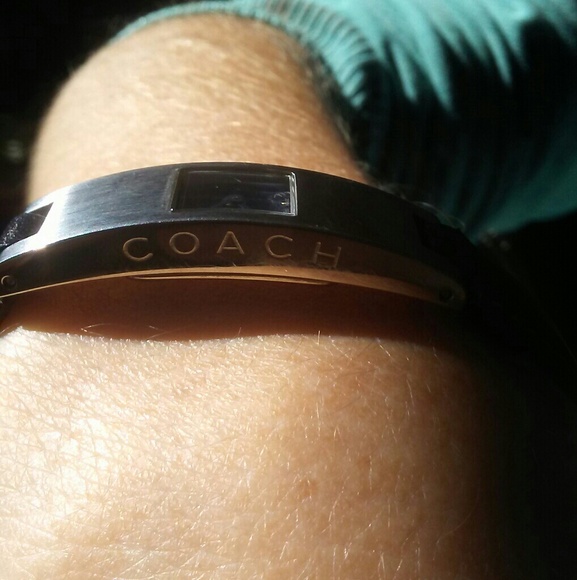 Women's coach wristwatch - Picture 2 of 4