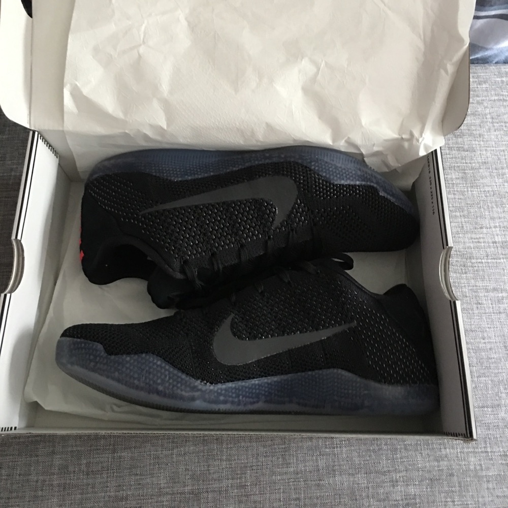 Kobe 11 “Black Space”