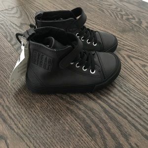 Brand New Toddler H&M Sneakers size 8