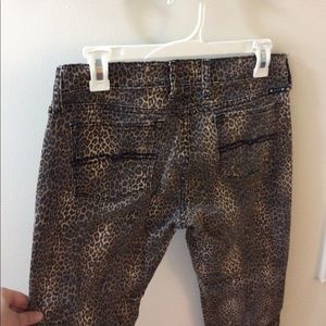 Lucky Jeans Cheetah print. 8/29 skinny leg
