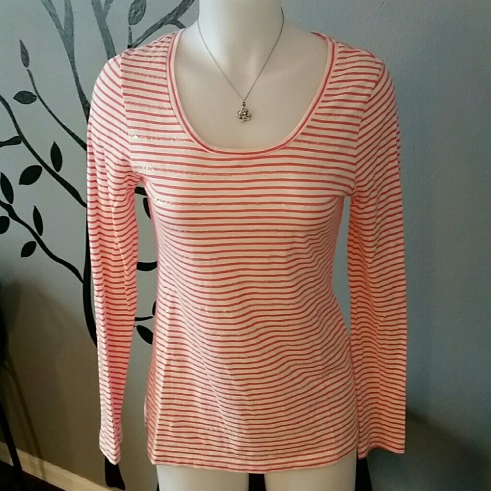 Old Navy Long Sleeved Top