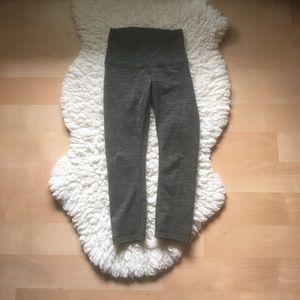 Lululemon leggings 3/4 Length