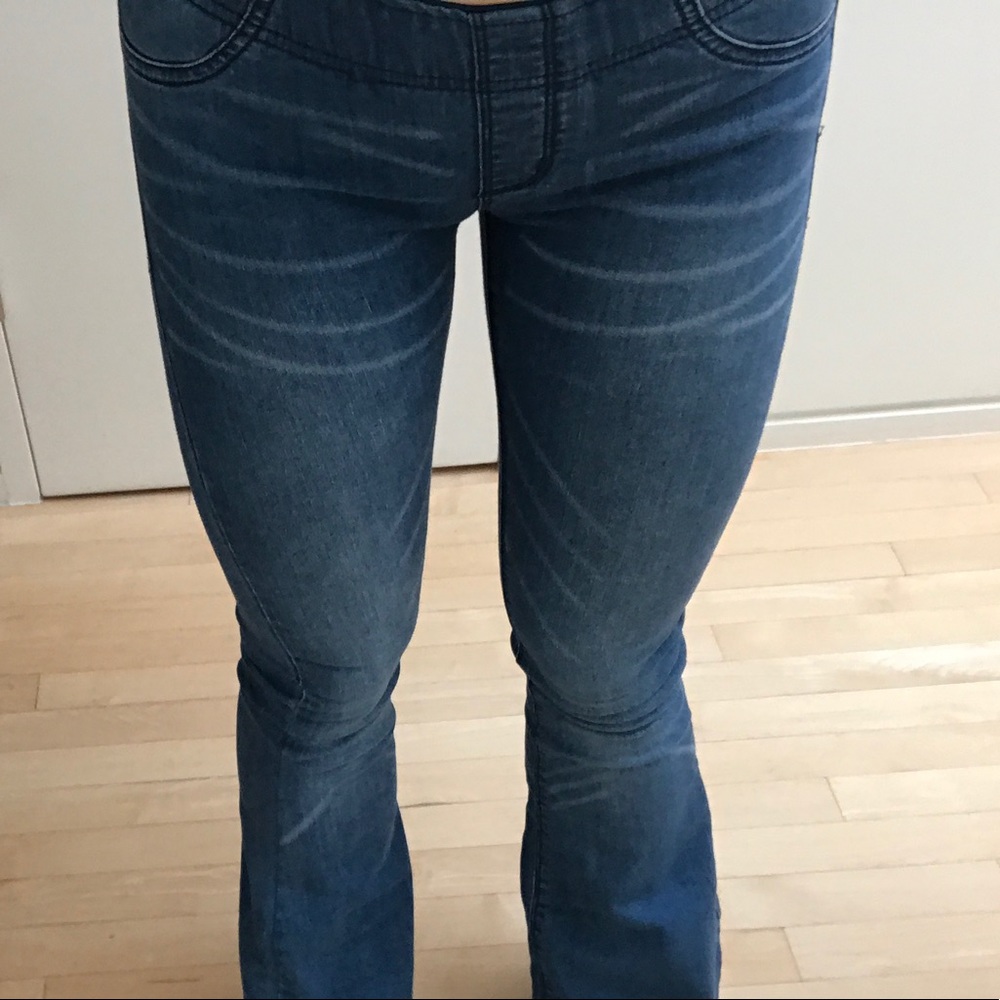 Free People Penny Pull-On Flare Jeans Size 25
