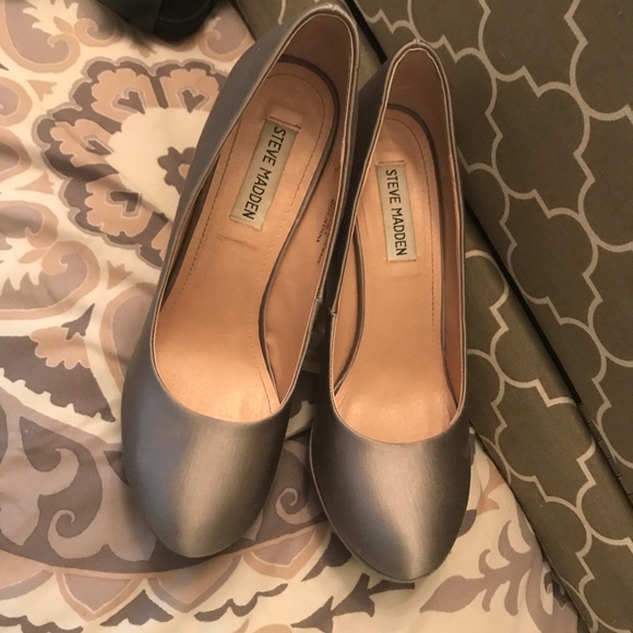 Steve Madden Partyy-R STEEL SATIN RHINESTONE Pumps - Picture 3 of 7