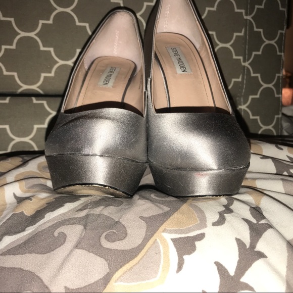 Steve Madden Partyy-R STEEL SATIN RHINESTONE Pumps - Picture 7 of 7