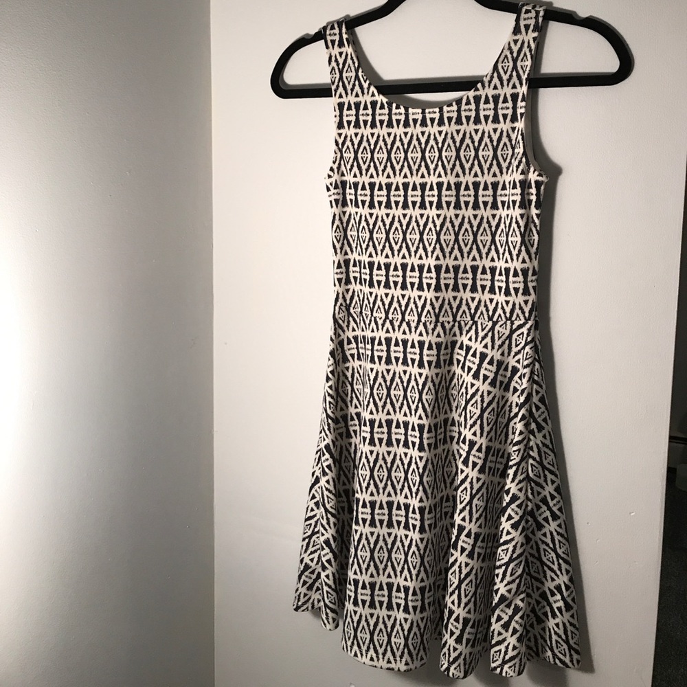 H&m Aztec  dress