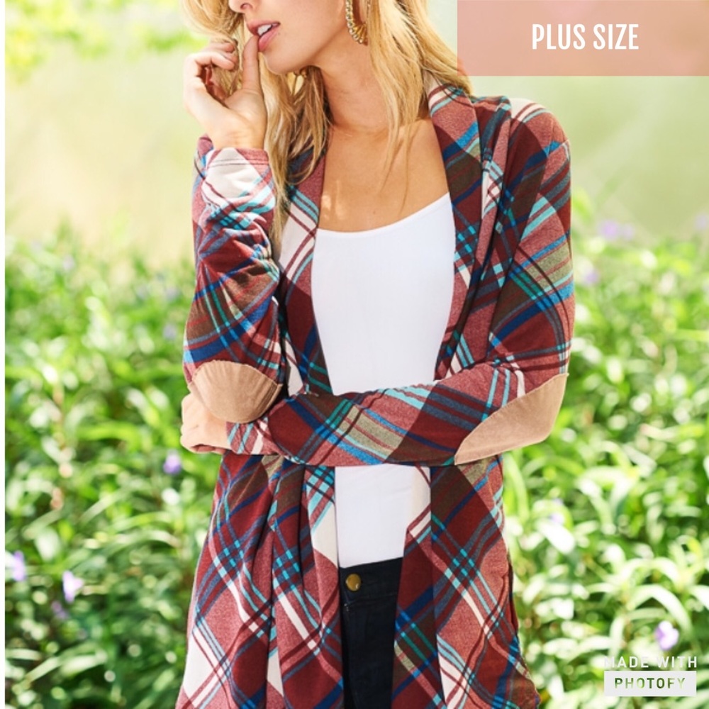 ❤️HOST PICK❤️ LAST 1!! Plaid burgundy cardigan