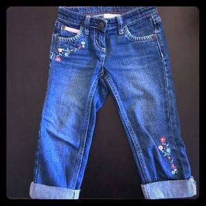 Girls cropped, embroidered jeans