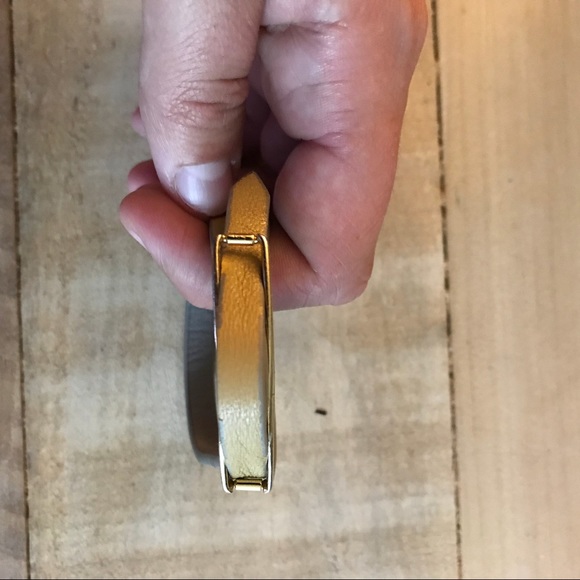 Fossil Leather Reversible Wrap Bracelet - Picture 4 of 4