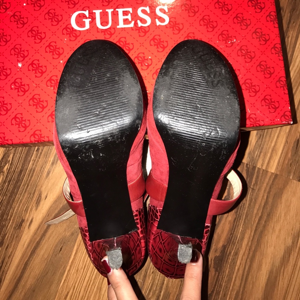 Red heels - Picture 5 of 7