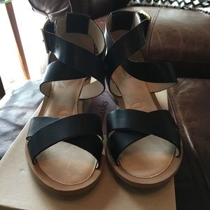 clarks sandcastle sandals