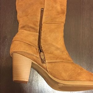 NWOT 👢 Light brown boots 👢