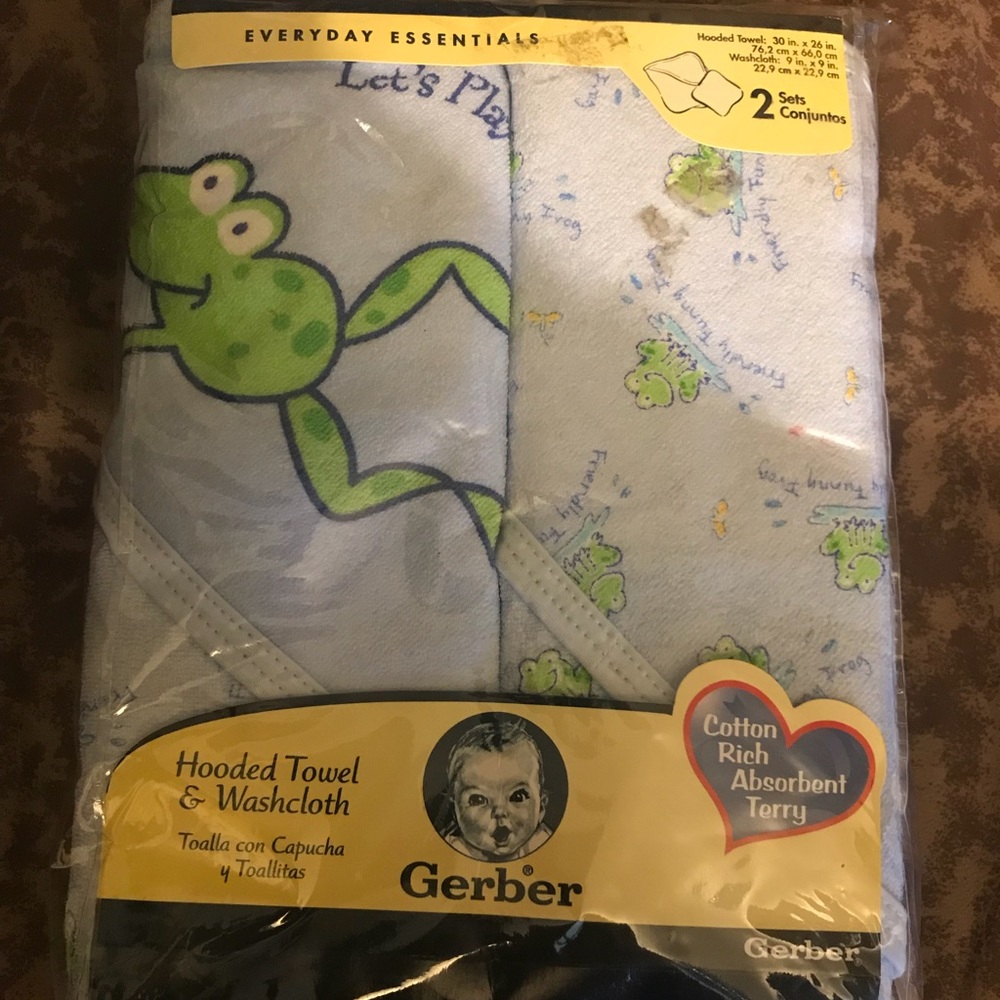 Gerber Hooded Towel & Washcloth