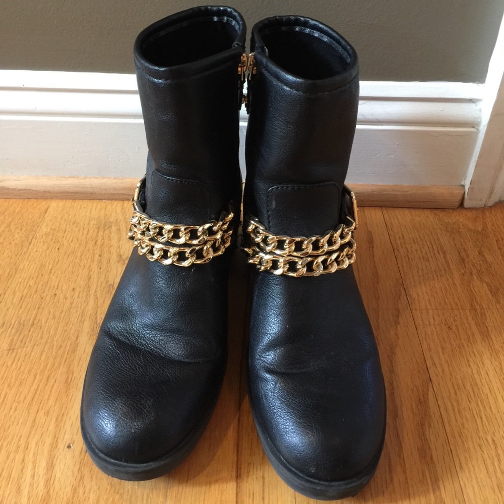SAM & LIBBY MOTO ENGINEER. BOOTS W/CHAINS SZ 8.5