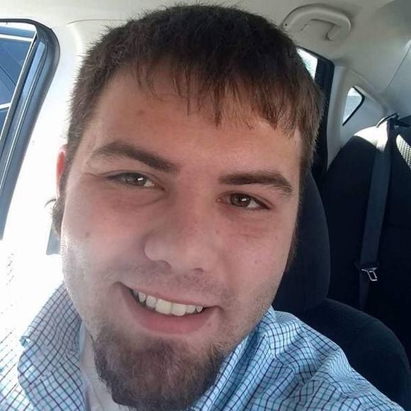 Meet your Posher, Joshua - Picture 1 of 1