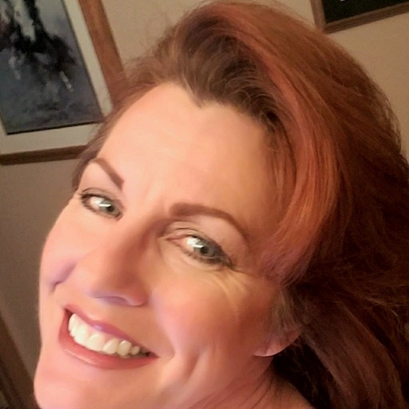 Meet your Posher, Cheryl - Picture 6 of 7