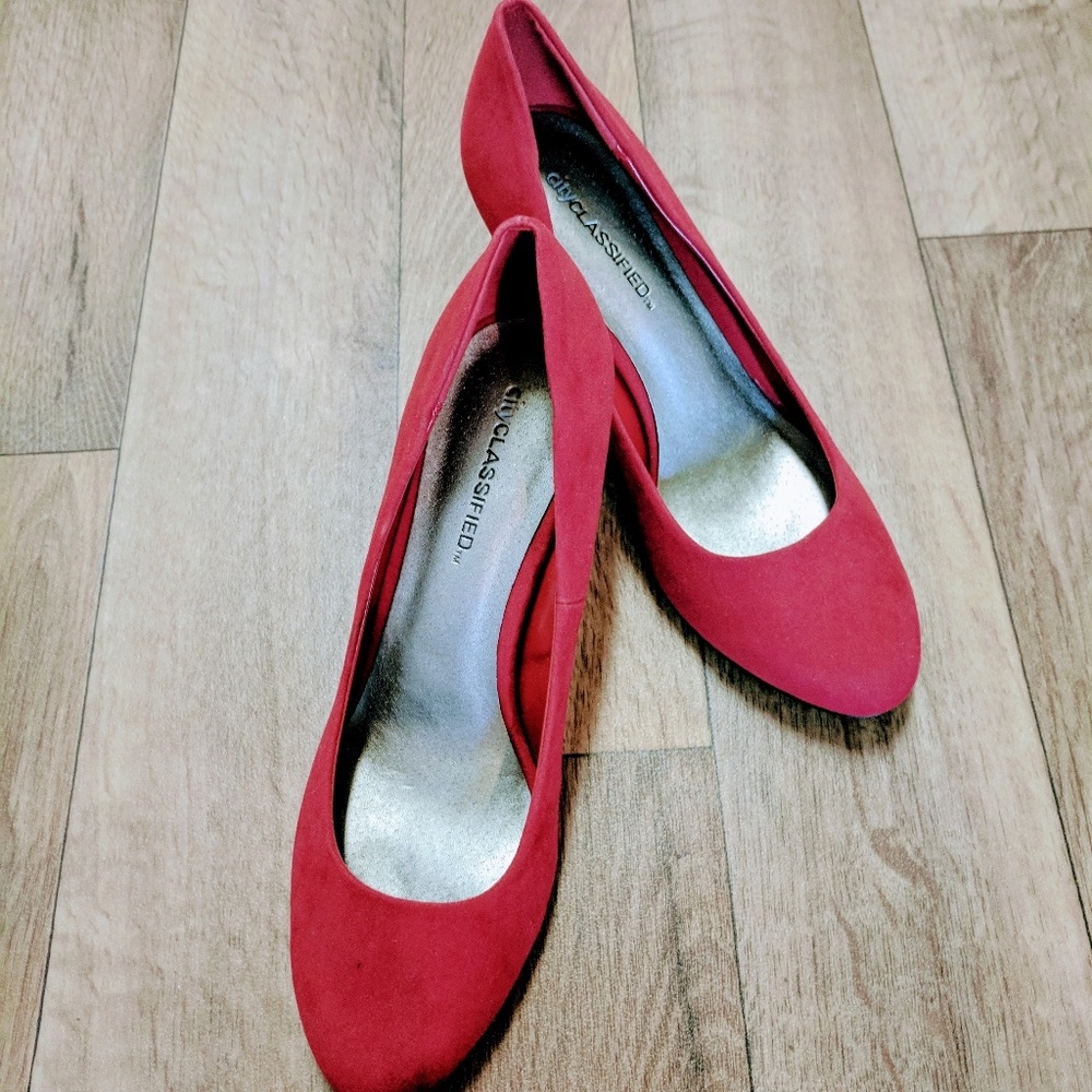 New Dark Red Suede Pumps