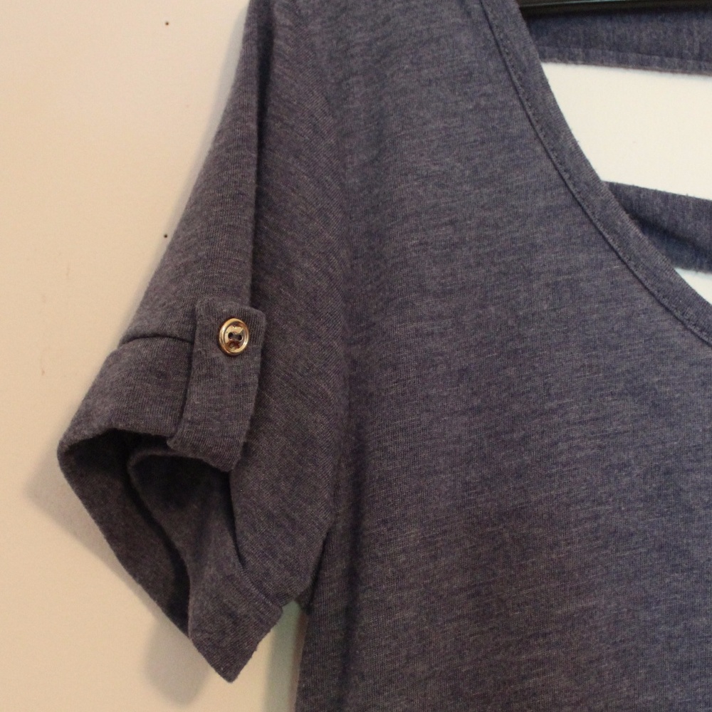 Blue top - Picture 2 of 5