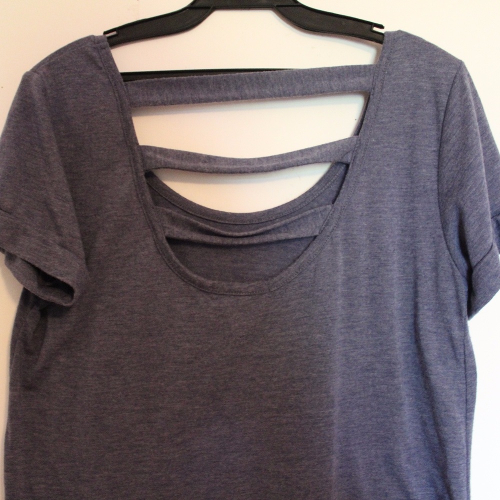 Blue top - Picture 4 of 5
