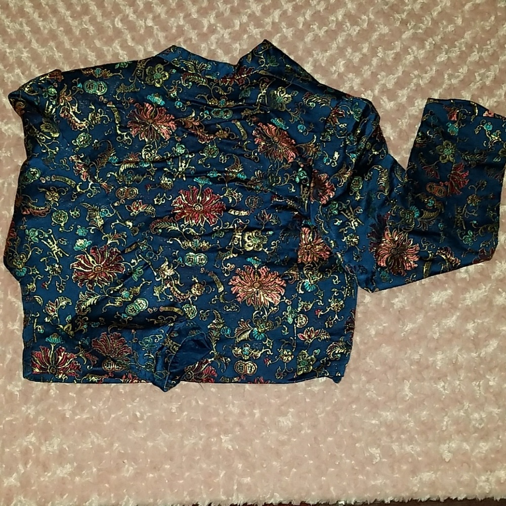 Blazer - Picture 2 of 3