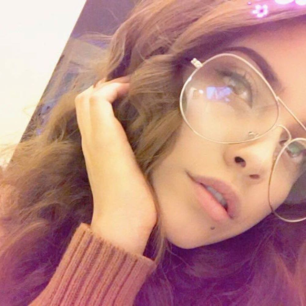 Meet your Posher, Alina