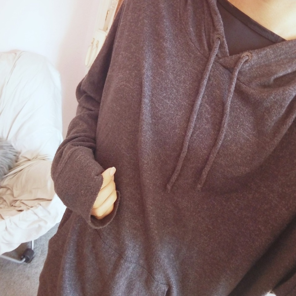 ✨HP✨ AE Lightweight Oversized Hoodie