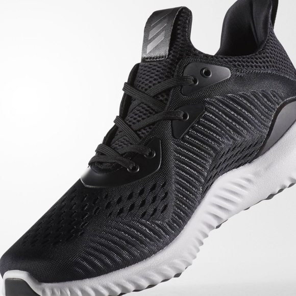 le adidas alphabounce mens dimensione 115 poshmark le adidas alphabounce mens dimensione 115 poshmark