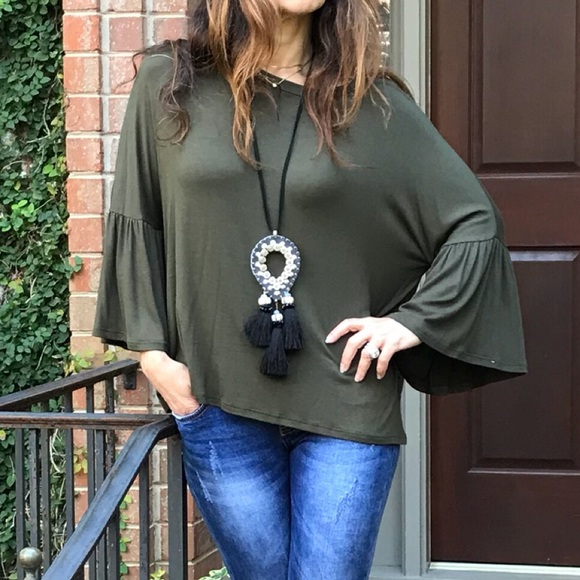 ✨LAST ONE ✨Olive green bell sleeves tunic - Picture 7 of 7