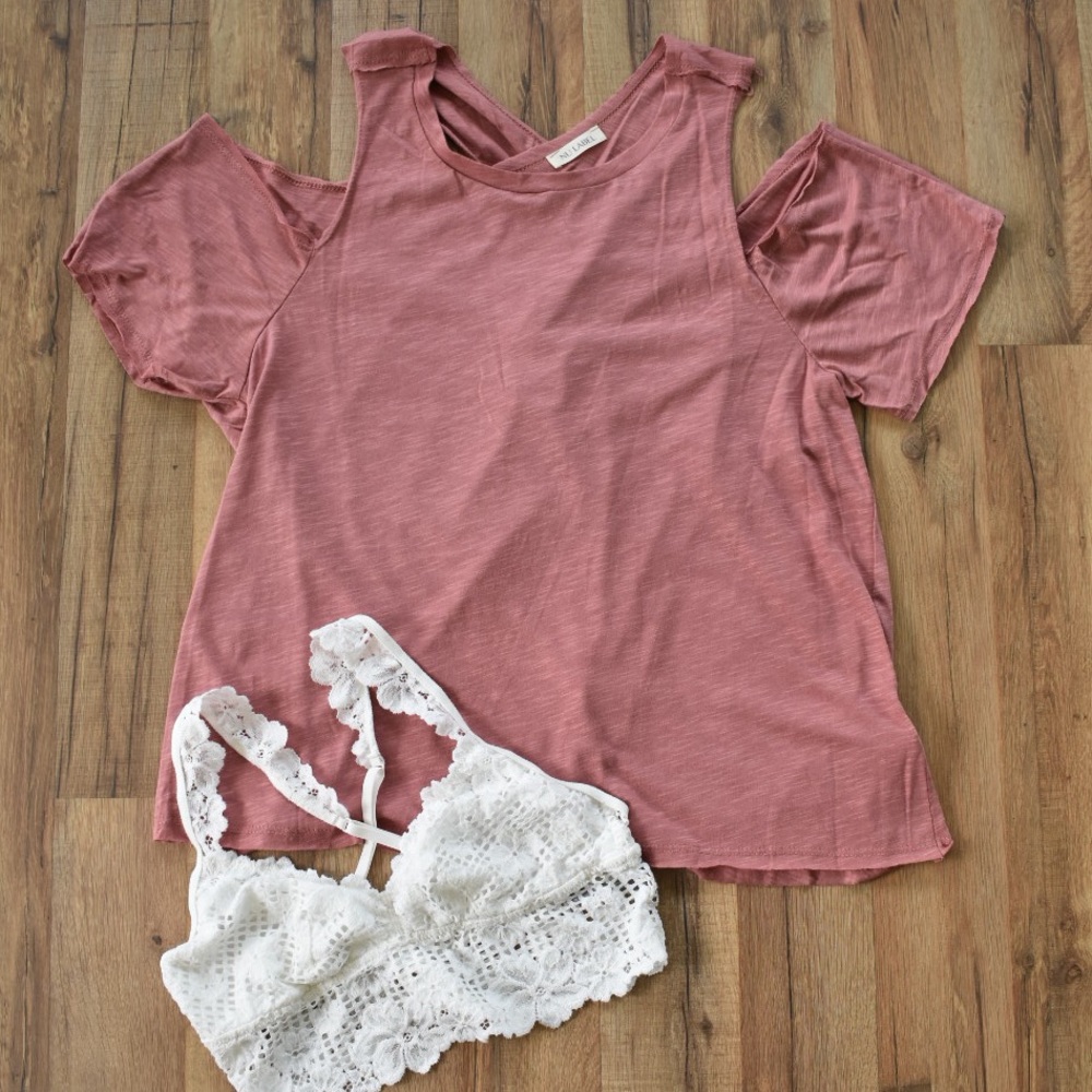 Cold shoulder dusty rose top